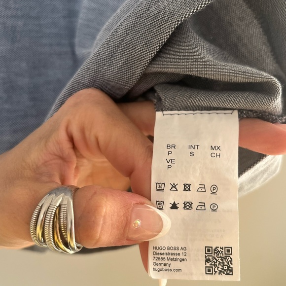 Hugo Boss slim-fitting polo/ cotton /chest logo.
Short sleeve, standard length - Picture 6 of 7